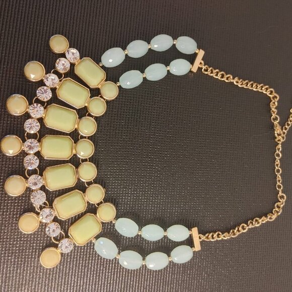 Blubrebar Gold Tone Green Aqua Statement Necklace Beaded Resin Rhinestones - Picture 8 of 8